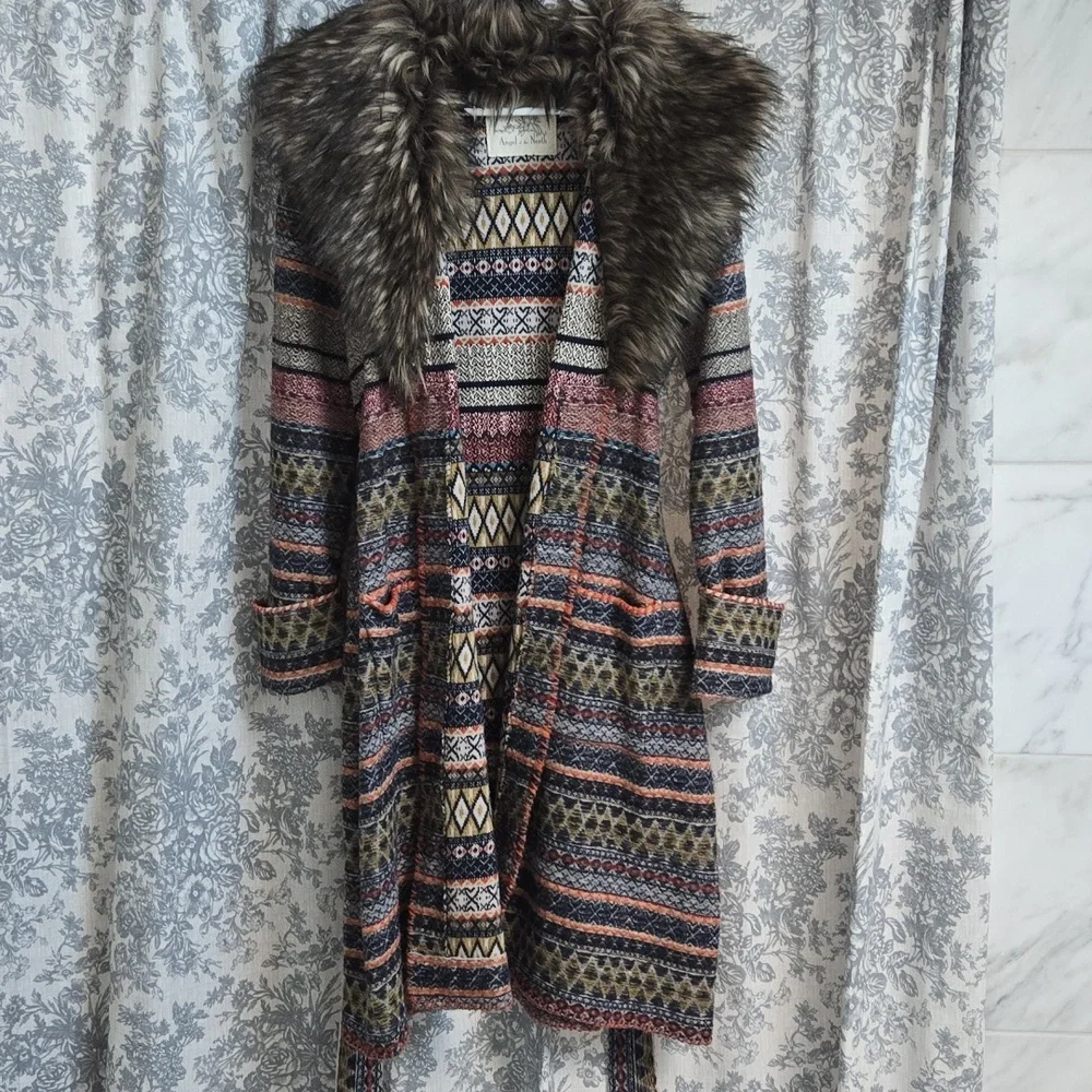 Anthropologie Angel Of The North Multicolor Sweater With Faux Fur Collar, Size M - Picture 3 of 6